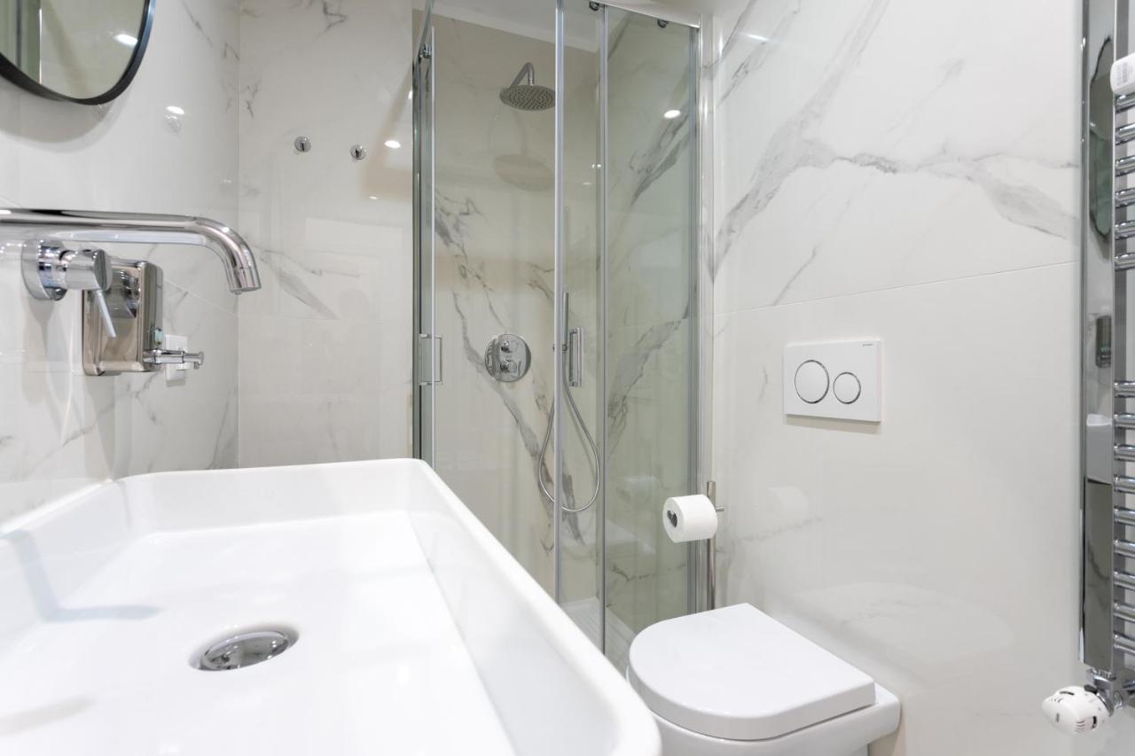 Luna Homes - Bilocale In Mac Mahon Milano Exterior foto